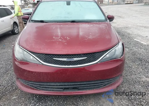 2020 Chrysler Voyager Lxi из США, поврежденный, VIN 2C4RC1DG7LR163654